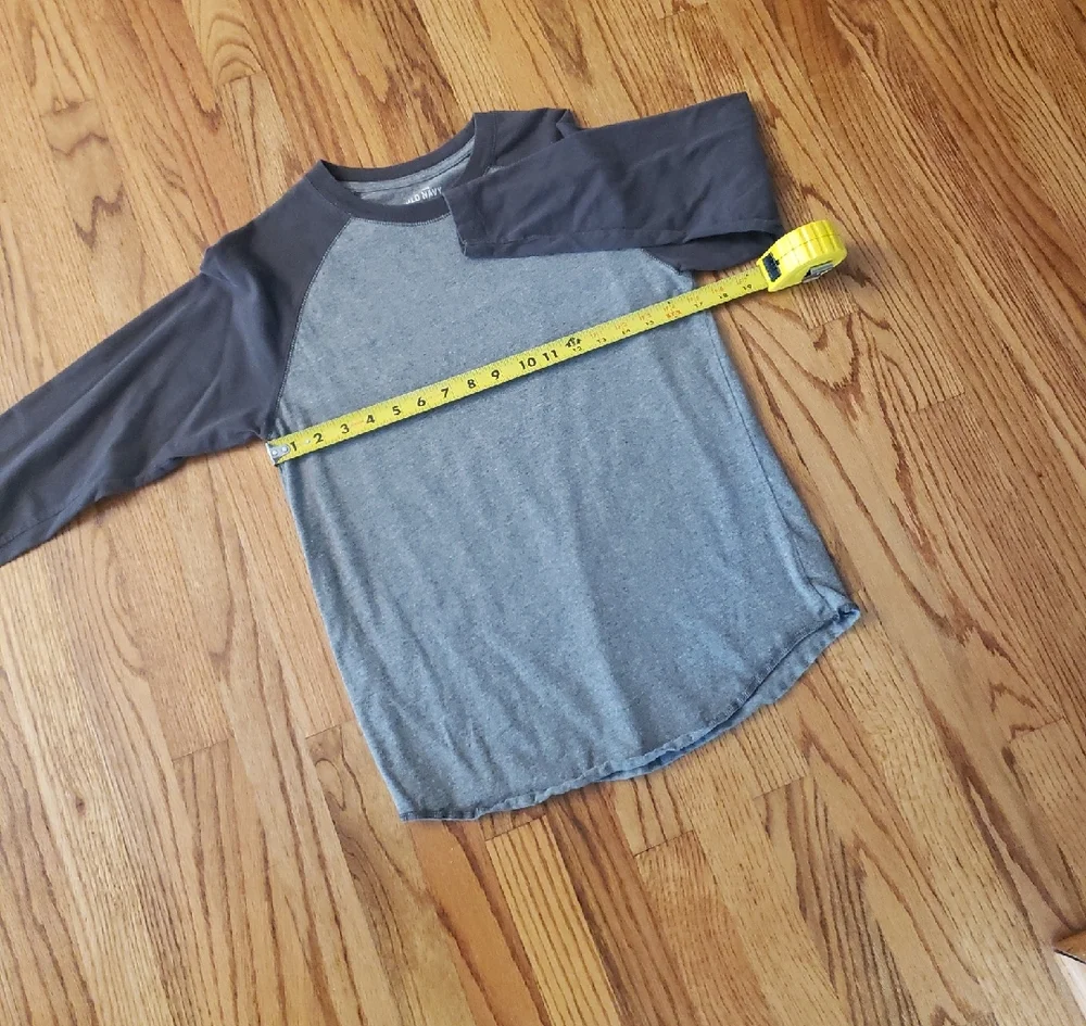 Old Navy Two Tone Gray Long Sleeve Tee Size: XL